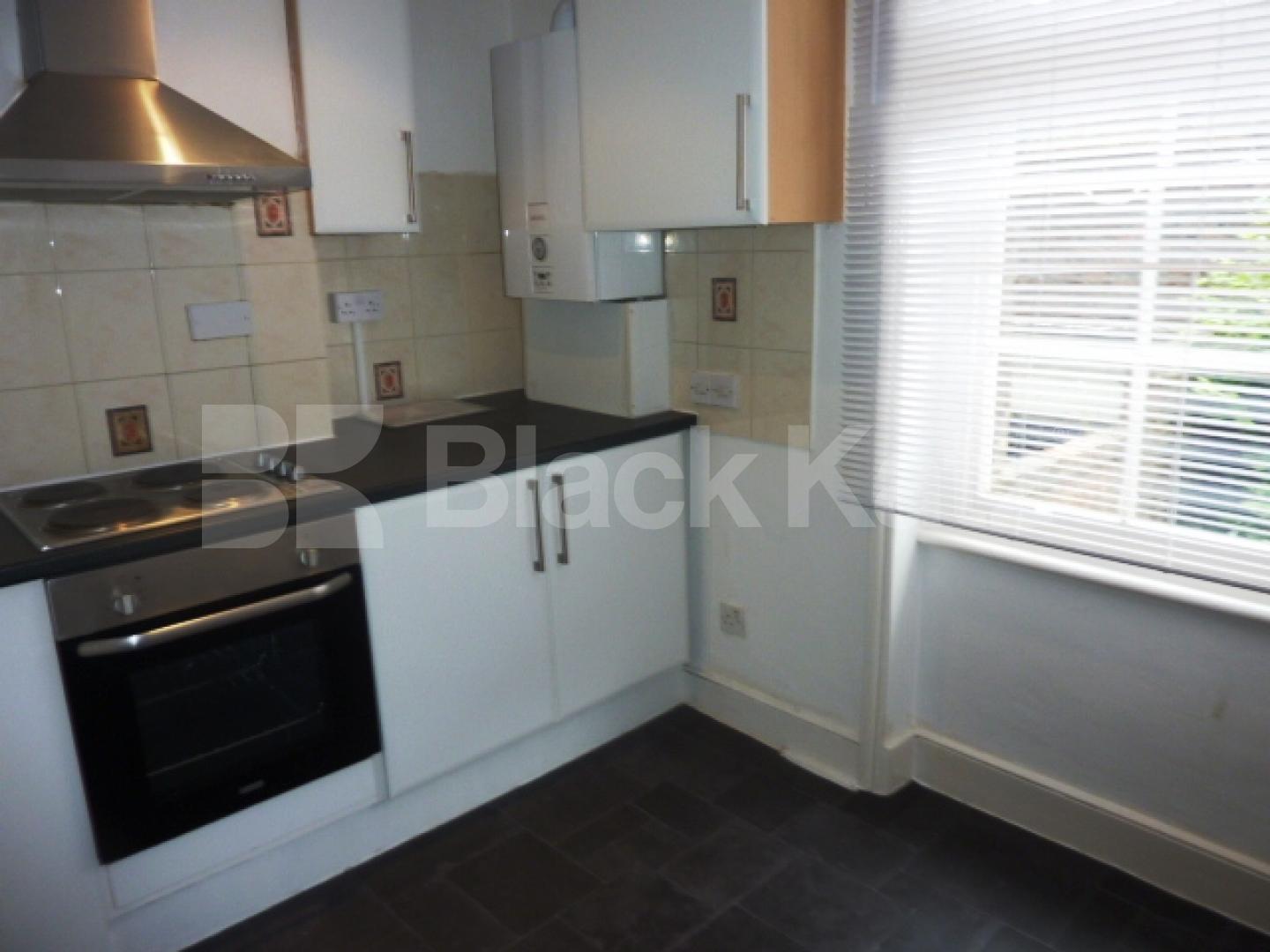 			CLOSE TO REGENTS PARK!, 2 Bedroom, 1 bath, 1 reception Flat			 Lisson Grove, MARYLEBONE